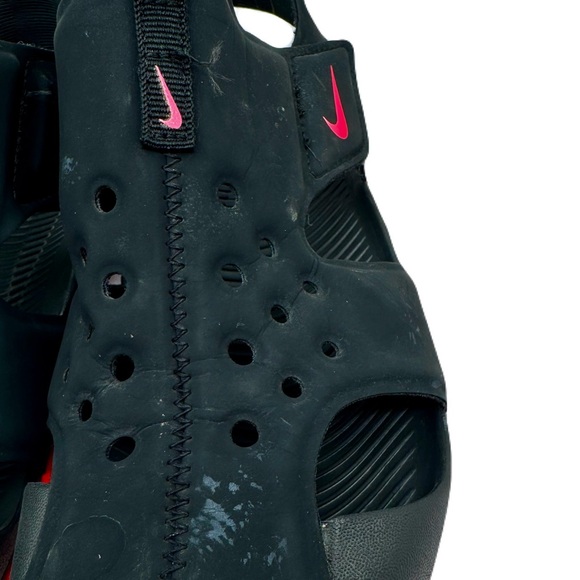 NIKE Sunray Protect Kids Black Sandals w Hot Pink Bottoms & Swoosh Logo 3Y - Picture 9 of 9